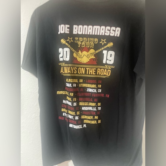GILDAN Soft Style black Joe Bonamassa concert tee. EUC - Picture 2 of 5